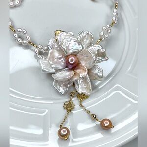 🌺 Handmade Freshwater Premium Double Layer Keshi Pearl Flower 🌹 Braided Necklace